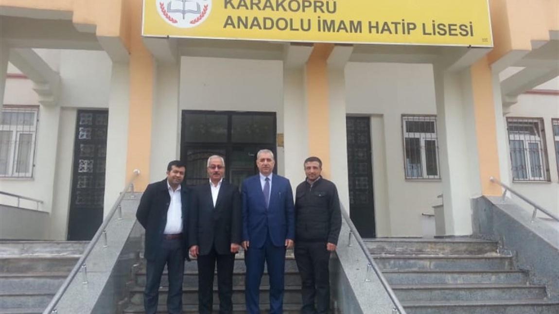 Karakõprü ilçe milli Eğitim Müdürümüz Hacı Murat YANMAZ ve ilçe şube Müdürümüz A.Kadir ÖZSAĞIR okulumuzu ziyaret ettiler. 
